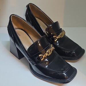 Elegant Black Loafers with Gold Chain Detail